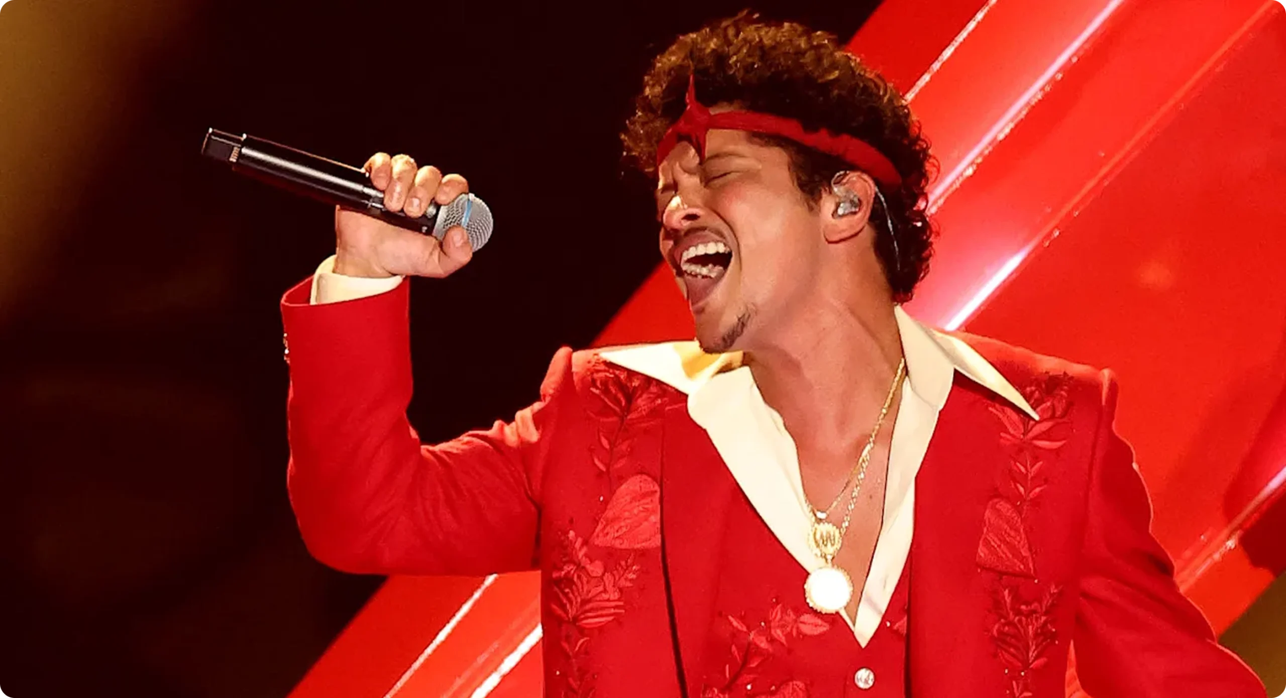 Bruno Mars Performance Showcase Card